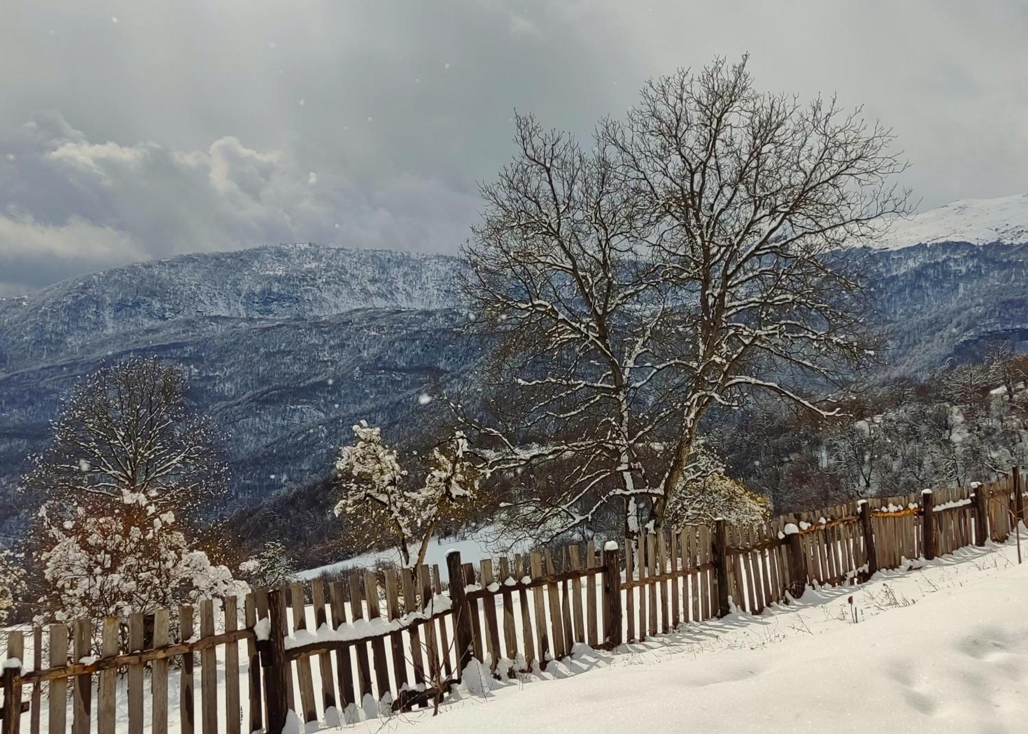 Kanach Tun Boutique Hotel Yenokavan Esterno foto